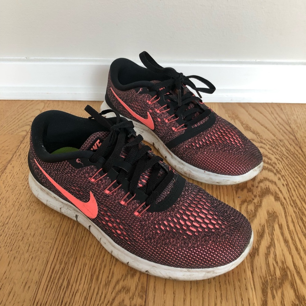 Nike Free Flyknit RN Women’s Running Shoes